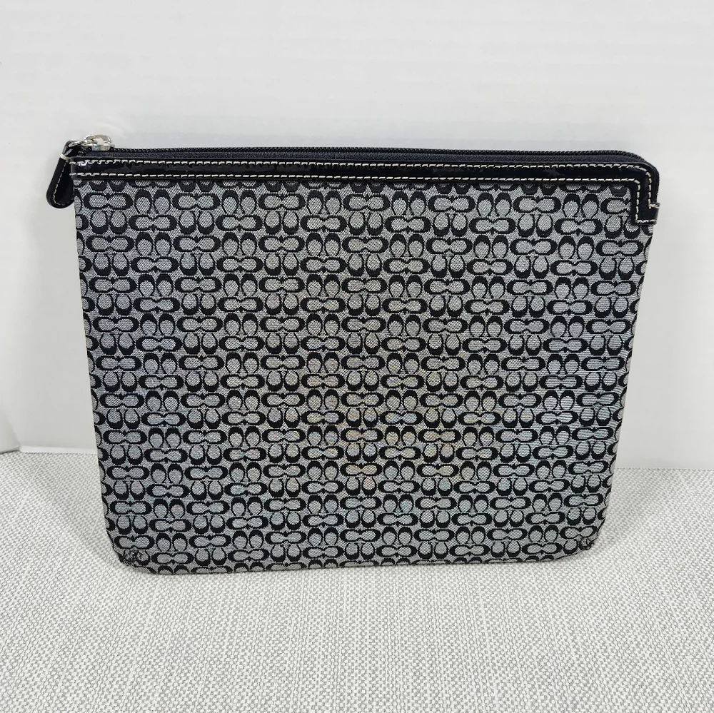 Coach Black Gray Small Signature C Fabric Padded IPad Tablet Sleeve